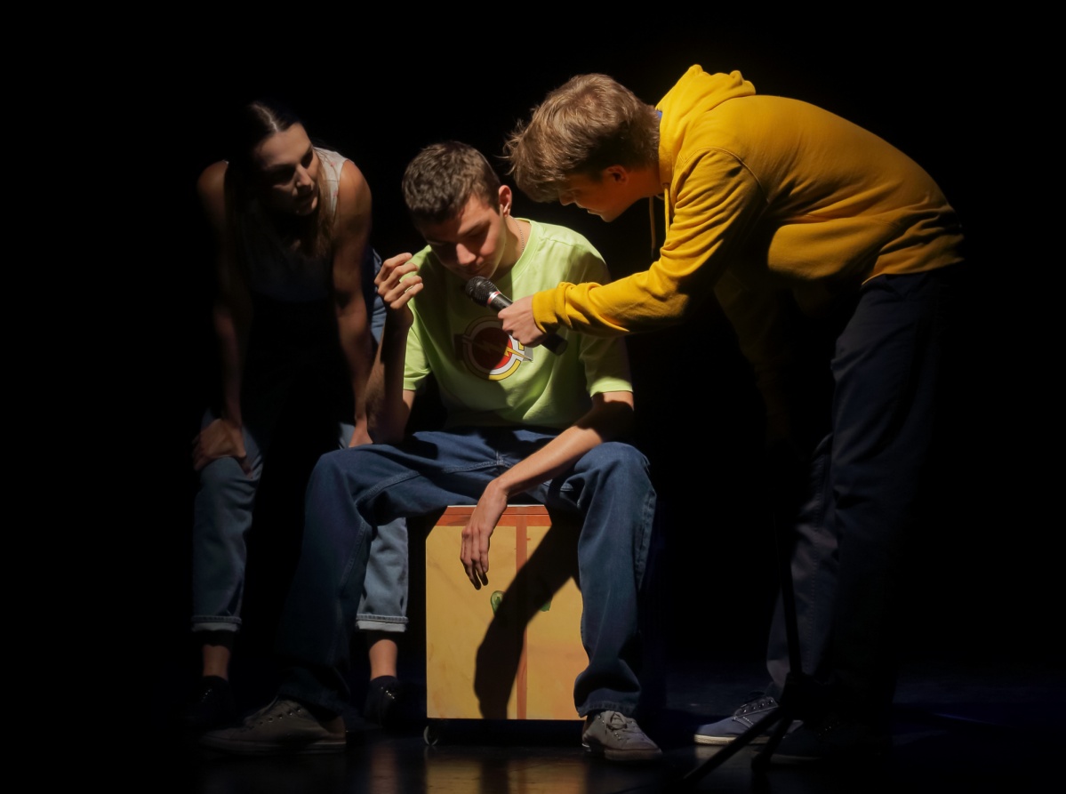 Mala scena, Aut, foto: GKL Split